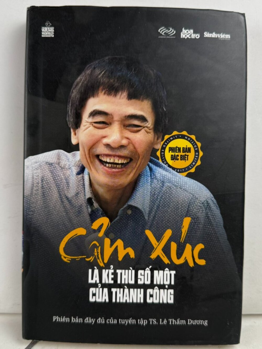 Cam Xuc La Ke Thu So Mot Cua Thanh Cong TS Le Tham Duong Book 8938507000075